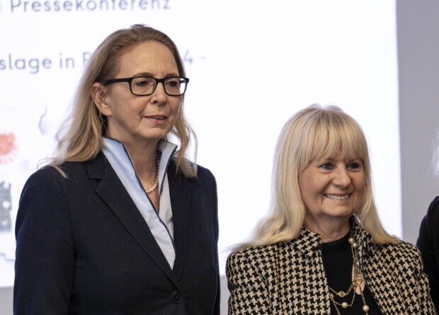 „Dienstreise“ zum Superbowl in die USA: Berliner Innensenatorin und Polizeipräsidentin in der Kritik