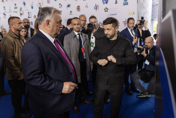 Selenskyj droht Orbán mit Militär