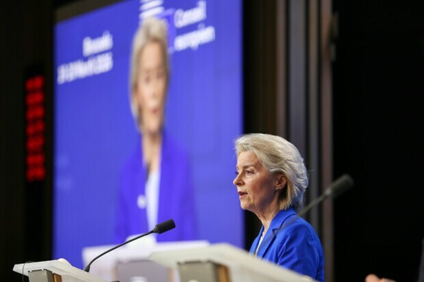 Chatkontrolle: Rat und Kommission setzen Parlament unter Druck, um Hardcore-Fassung zu erzielen