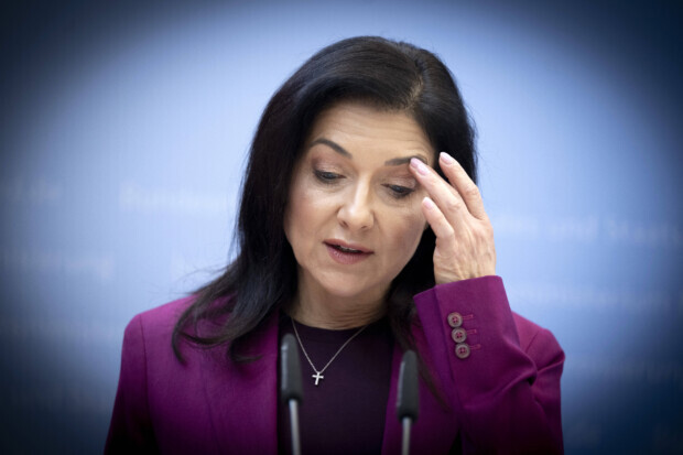 Deutschland bald ohne Sprit? Widersprüchliche Aussagen von Reiche