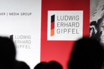 Der Gipfel der Hochstapler steht wieder vor der Tür