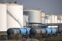 Deutschland exportiert mitten in der Energiekrise Diesel und Öl