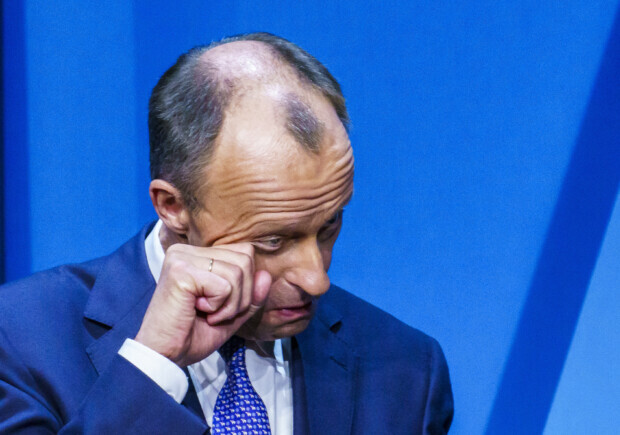 Friedrich Merz leidet an Friedrich Merz