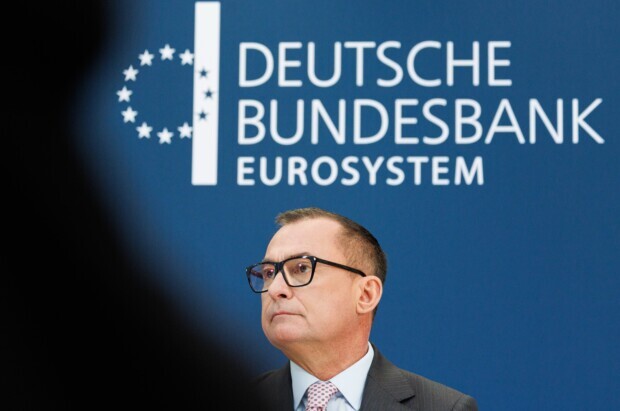 Bundesbankpräsident bricht Schweigegelübde und warnt vor Schuldenspirale