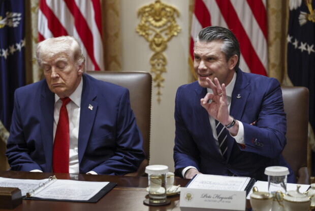 Hegseth feuert drei Generäle, Trump die Justizministerin