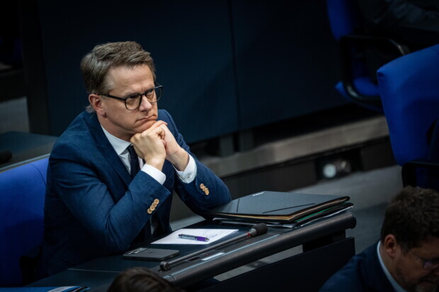 Unionsfraktion legt Steuersenkungskonzept vor: Doch der Reißwolf steht schon bereit