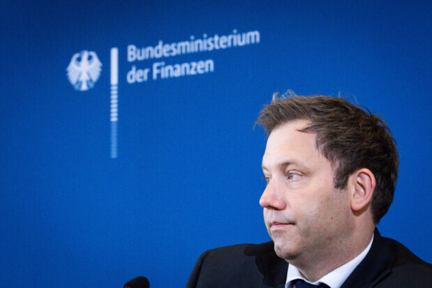 Finanzministerium beschneidet Altersvorsorge: Zollfreilager für Silber und Sachwerte beendet