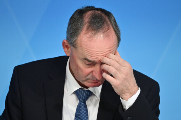 Hubert Aiwangers Mainstream-Kurs lässt die Freien Wähler bundesweit einbrechen