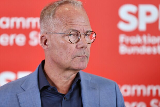 Schulden, noch mehr Schulden und noch viel mehr Schulden