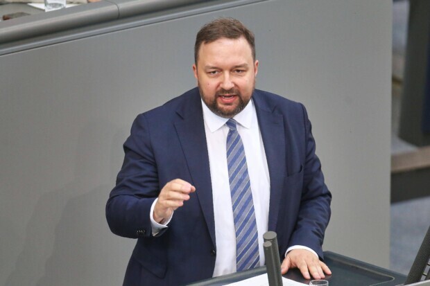 Wie die CDU die Amadeu Antonio Stiftung schützt