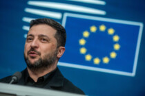 Auszahlung beginnt: Die ersten Milliarden des EU-Kredits für die Ukraine