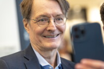 Fake-Nuss: Karl Lauterbach, Kämpfer gegen Desinformation und für Energiewende-Märchen