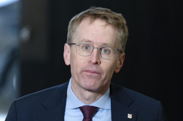 Gefangen in der Polemik: Günther ebnet der SED den Weg zur Rückkehr an die Macht
