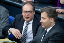 Wie der Beamtenstaat die Bürger gegeneinander in Stellung bringt