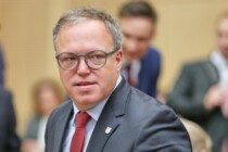 Noch mehr Plagiate: „Wissenschaftssimulant“ Mario Voigt?