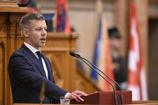 Magyars erster Schritt: Eine „Lex Orbán“