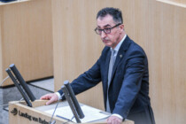 Özdemir erklärt Klimaschutz in Baden-Württemberg zur Wirtschaftspolitik