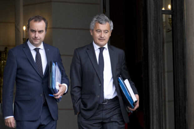 „Wir sind am Limit angelangt“: Darmanin will legale Einwanderung für drei Jahre stoppen