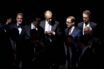 Vor dem Abgrund, die CDU ist einen Schritt weiter – es gibt tosenden Applaus