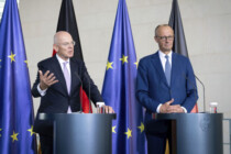 Wirtschaftsberater des Kanzlers: Linke für Investoren abschreckender als AfD