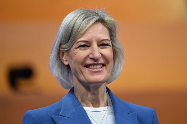 EU-Parlament schützt CSU-Politikerin trotz Betrugsverdacht vor Ermittlungen