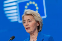 Brüssel reagiert mit Medienplacebos auf Industrie-Desaster