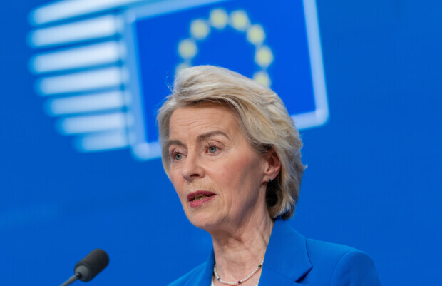Brüssel reagiert mit Medienplacebos auf Industrie-Desaster