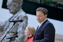 Nur noch knapp zweistellig: Umfrage-Desaster für die SPD