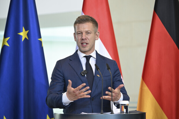 Péter Magyar greift nach der ganzen Macht