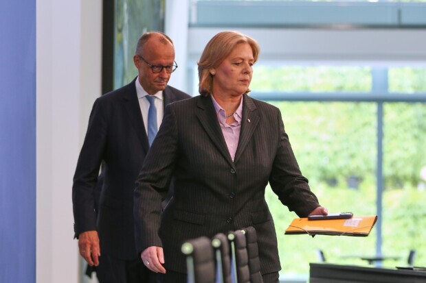 Die Zerstörung des Sozialstaats