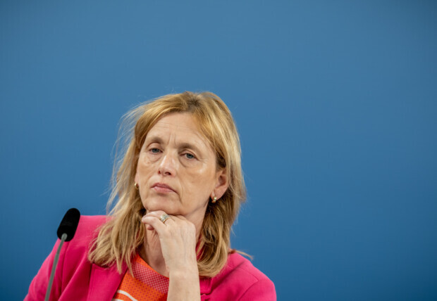 Karin Priens Verstaatlichung der Kinder