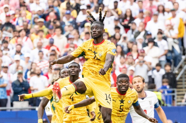 Die Hexen von Ghana und die letzten Zauberer des Fußballs