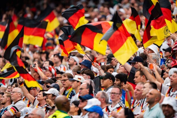 „Keine Fahnen!“ – das WM-Public-Viewing der Linken