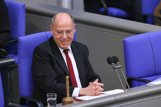 Den Politikern geht es immer besser, dem Volk immer schlechter