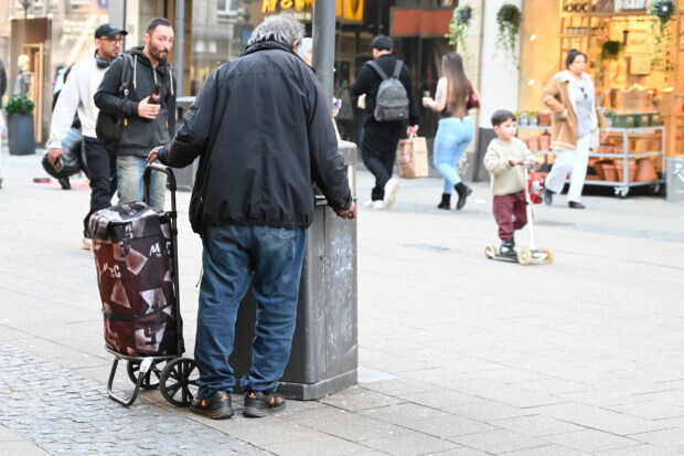 Von Armut, Reichtum, Parteienstaat und Wohlstand für Alle