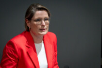 Genossin Stefanie Hubig will die „demokratische Gesetzlichkeit“ wieder einführen