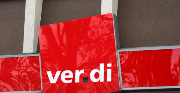 Gewerkschaft Verdi zahlt Demonstranten die Fahrt zur AfD-Blockade