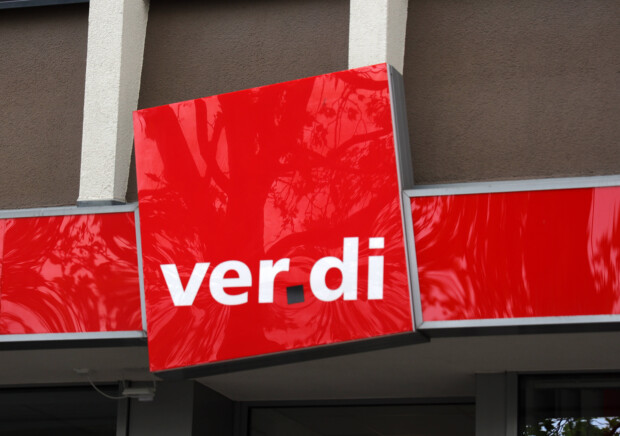 Gewerkschaft Verdi zahlt Demonstranten die Fahrt z