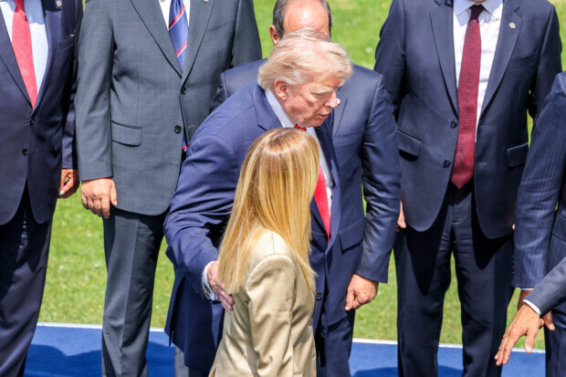 Erst Romanze, dann Rosenkrieg: Warum Meloni für Trump wichtiger ist als Brüssel