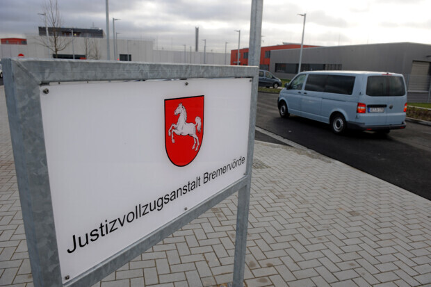 Sechsfachmord von Stade: Fragen nach Suizid des Täters in der JVA – Justizministerium erklärt sich