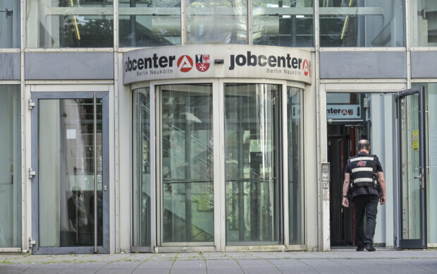 Razzia des Jobcenters liefert unerfreuliche Fakten
