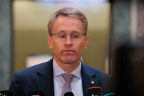 Sensationell: Genosse Günthers CDU verliert in Umfrage kräftig