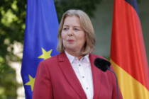 „Sexuelle Identität“ ins Grundgesetz – eine Schnapsidee der SPD