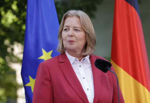 „Sexuelle Identität“ ins Grundgesetz – eine Schnapsidee der SPD