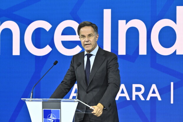 Bundesregierung hofft auf „europäischere NATO“
