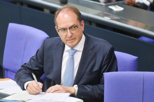 Die Brandmauerregierung plant und baut den Überwachungsstaat