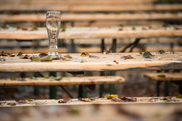 Katastrophenzahlen: Gastronomie im freien Fall
