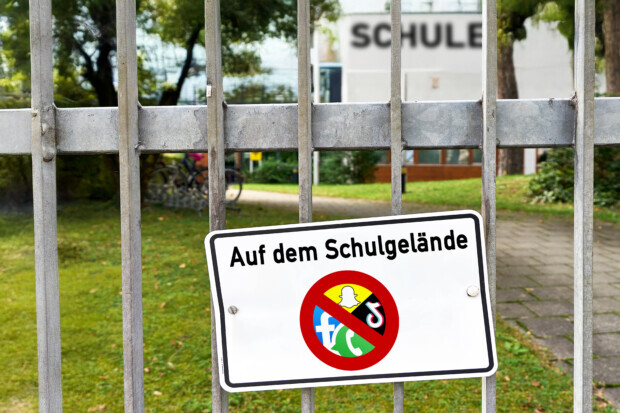Hausdurchsuchungen bei Minderjährigen wegen mutmaßlicher Fremdenfeindlichkeit