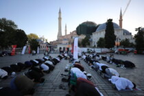 Sie lasen laut aus der Bibel vor: Touristen in Hagia Sophia festgenommen