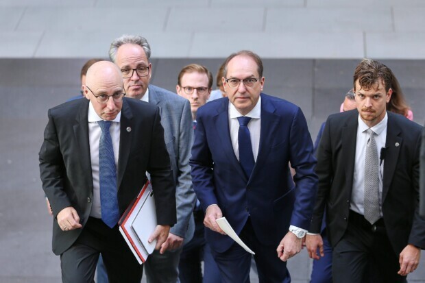 „Die größte Bedrohung kommt von rechts“: Der Verfassungsschutz und seine blinden Flecken